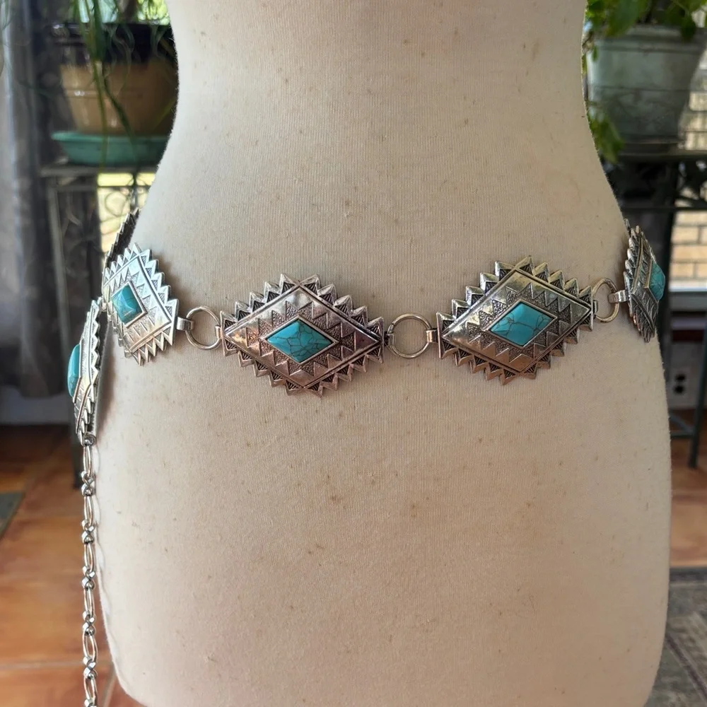 Aztec style silver tone belt